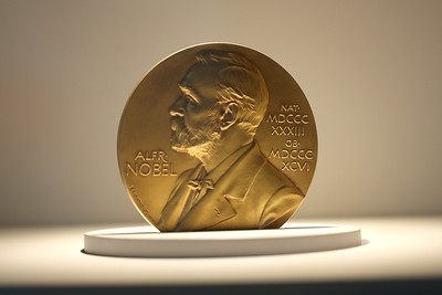 WORTscience's tweet photo. Tonight we discuss the 6 Nobel prizes awarded for 2020. We’ll dive extra deep into Chemistry Prize, awarded for gene editing technique, CRISPR-Cas9. Join Josh &amp; guest Josie Mitchell, a grad student in Dr. Jill WIldonger’s lab, which helped pioneer CRISPR-Cas9 use in fruit flies. https://t.co/0YjuG9SRlR