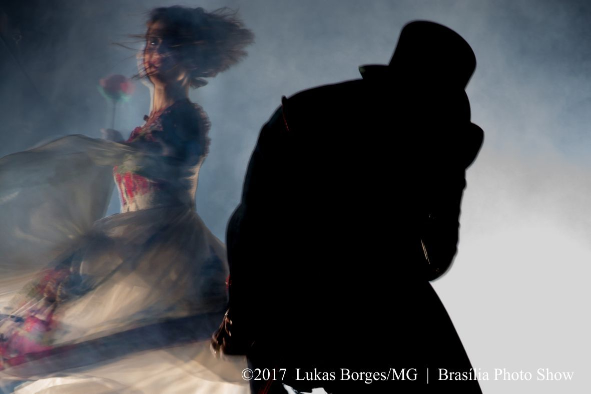 photoshowbsb's tweet photo. Milhares de fotógrafos já conseguiram a visibilidade que suas fotos merecem e impulsionar suas carreiras por meio do Brasília Photo Show. Conheça a foto de um dos vencedores da EDIÇÃO de 2017.

#fotografia #fotos #photoart #photoshop #bpsgroup #brasiliaphotoshow https://t.co/akJ8yyht2B
