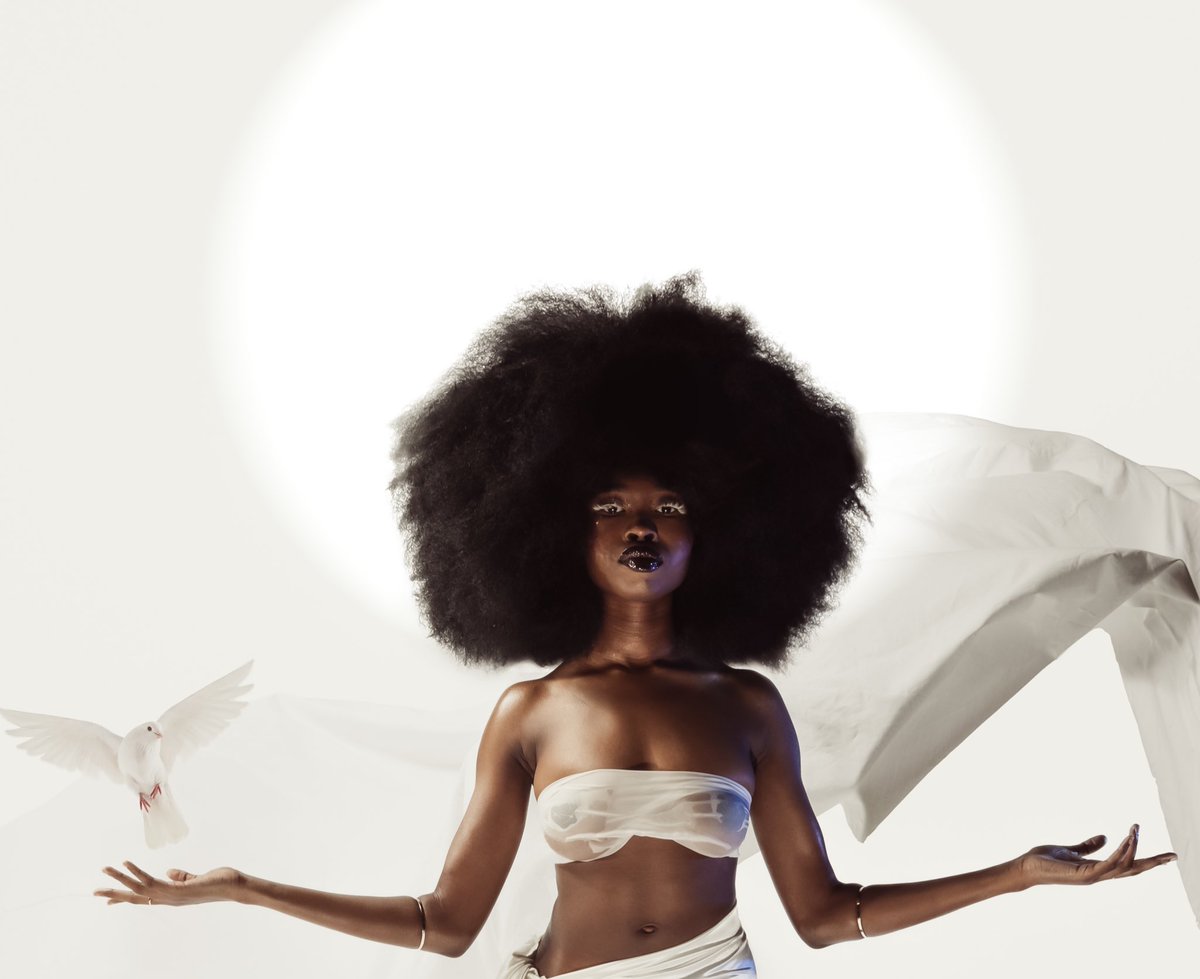My rendition of Hit Different by SZA 🕊
shot by me
