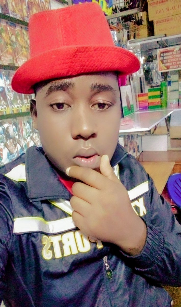 blak_sir's tweet photo. 𝐓𝐡𝐞 𝐛𝐨𝐲 𝐭𝐡𝐚𝐭 𝐰𝐚𝐬 𝐑𝐚𝐢𝐬𝐞𝐝 𝐢𝐧 𝐓𝐡𝐞 𝐆𝐡𝐞𝐭𝐭𝐨 https://t.co/eoEHFrv8T4