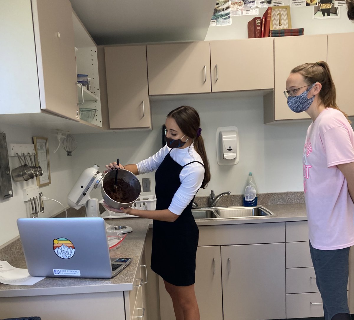 Mindy DeShurley tweet media