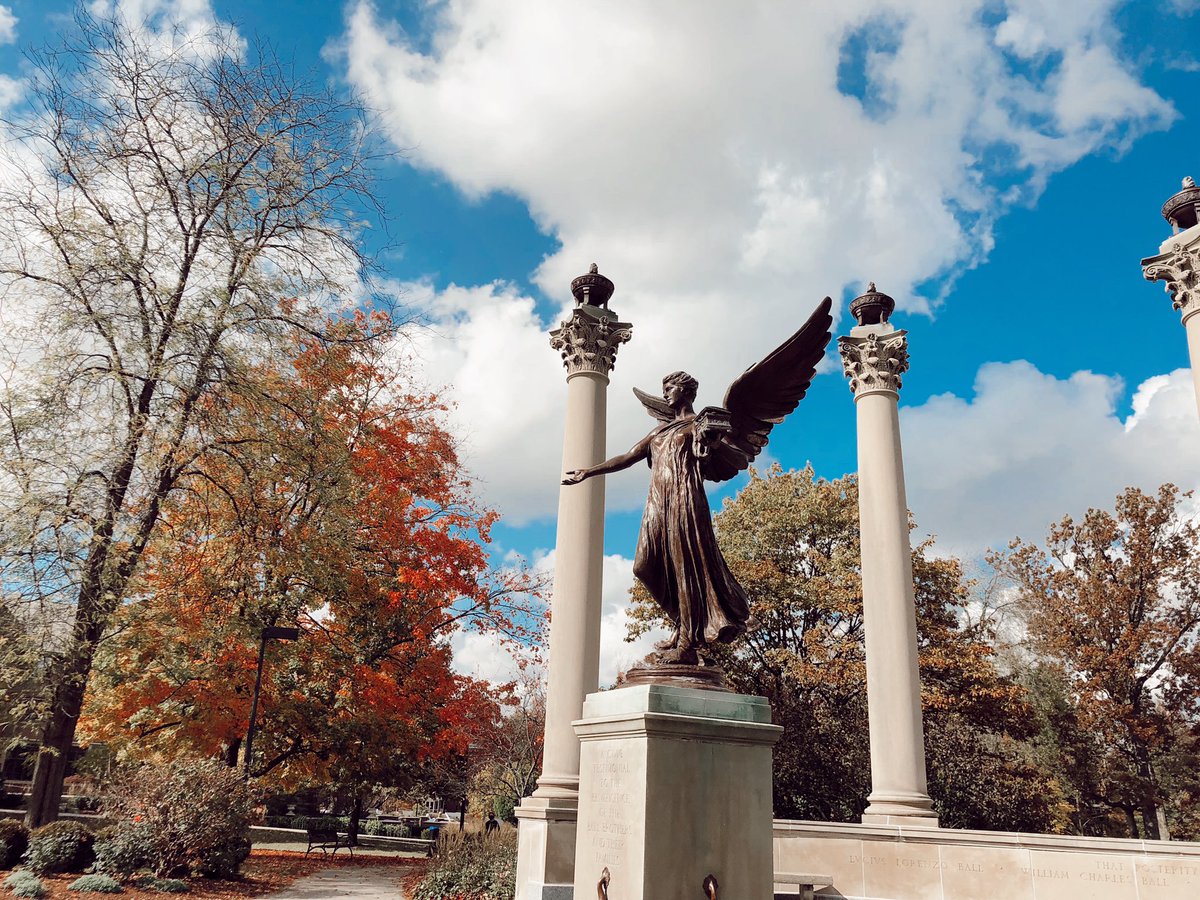 BallStateAlumni's tweet photo. Campus is showing off today 😍 https://t.co/9fz91pneHj