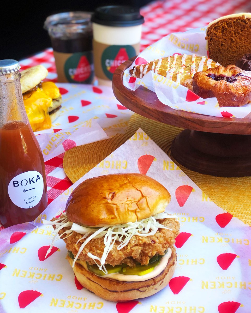 Already dreaming of weekend brunch? Us too! Pre-order GG's Brunch through the link in our bio for pickup this Saturday! #BokaChicago #GGChickenShop #BokaRestaurantGroup 📸 <a href="/galdophoto/">Galdones Photography</a>