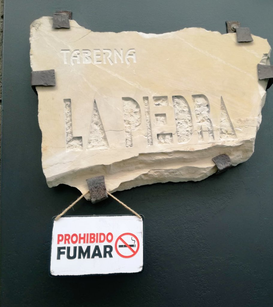 Mi hermano y su pareja:los Danys, se reinventan 1vez+en esta pandemia.Toca ayudarnos entre tod@s,la situación no es fácil..ánimo a tod@s! Por favor, si me conocéis o los conocéis RT (creo q se hace así..no soy de estas cosas..pero la situación lo requiere..) <a href="/tabernalapiedra/">TABERNA LA PIEDRA</a>