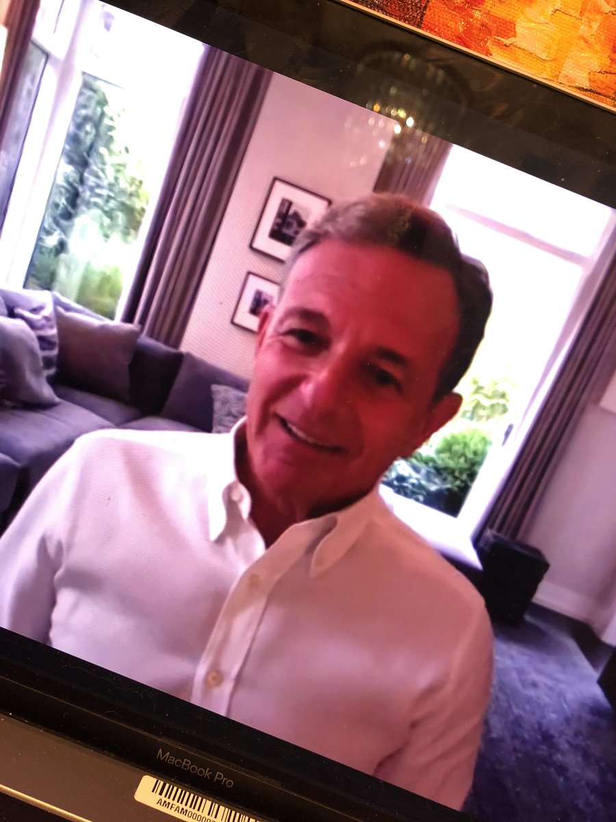 telisayancy's tweet photo. A-Maz-ing conversation with @AmFamJack and @RobertIger at our virtually @DreamBankMSN !! So many nuggets and truths: leadership requires resilience to build strength and characters—and optimism is critical!  Well done @Kesha_Bozeman ! https://t.co/vDKcwVFh3p
