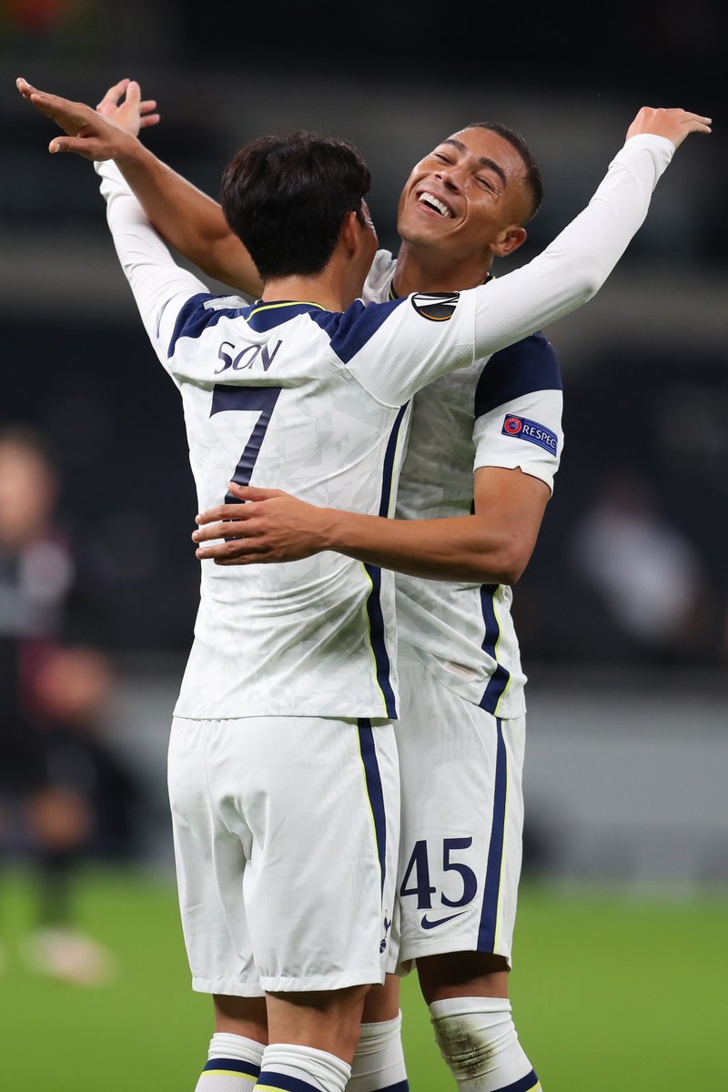 ⚪️ Heung-Min Son adds a third for Spurs 🔥
His 9th goal this season (all competitions) 👏
#UEL https://t.co/iK9KBzkdmG