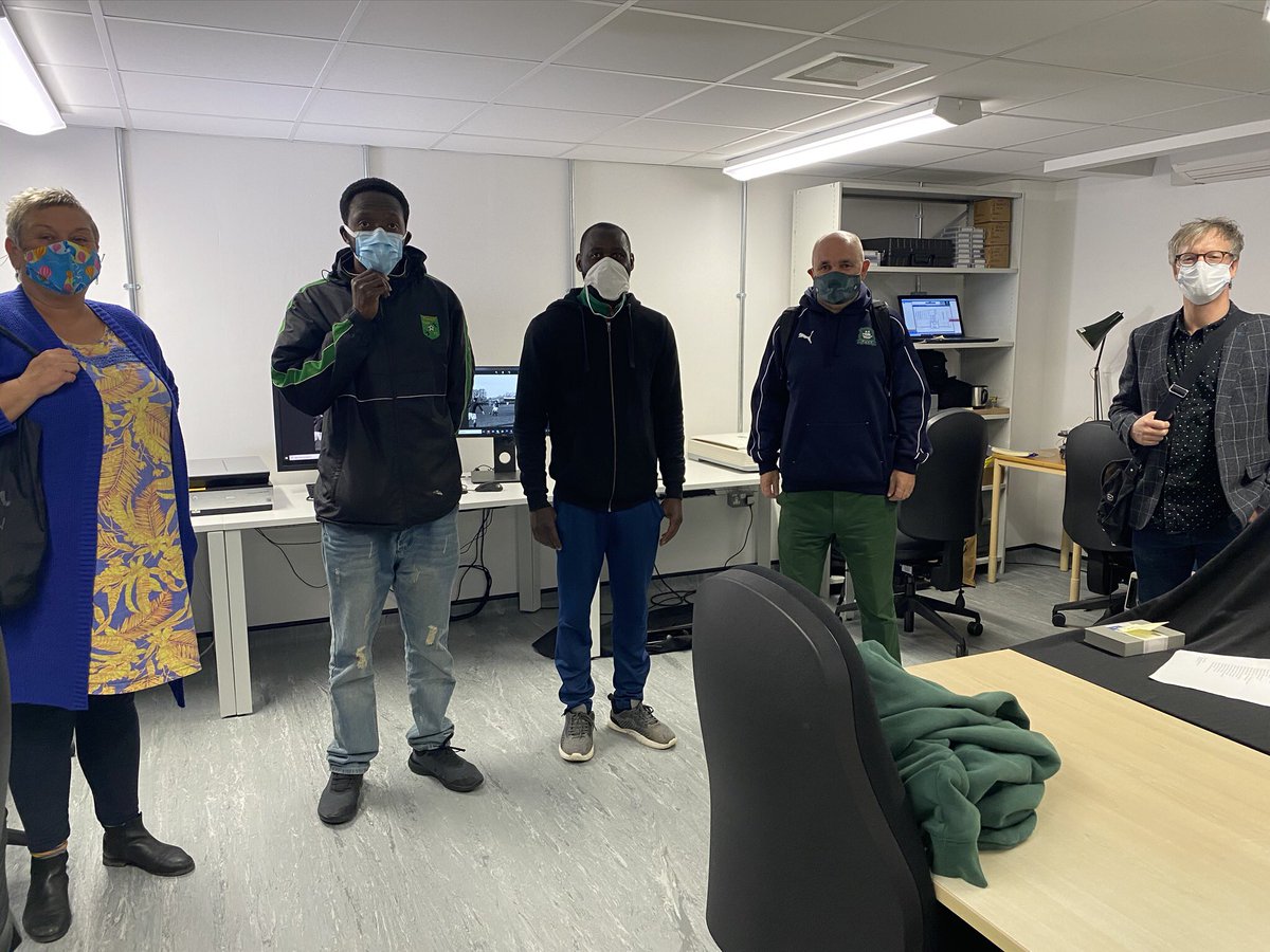 JackLeslieCamp's tweet image. We are delighted to be working with @theboxplymouth and @Plymouthhope during half-term and #BlackHistoryMonthUK !
Plymouth Hope FC (2 members pictured here meeting committee at the Box) will be practicing football skills with the kids- check them out! plymouthhopefc.org.uk