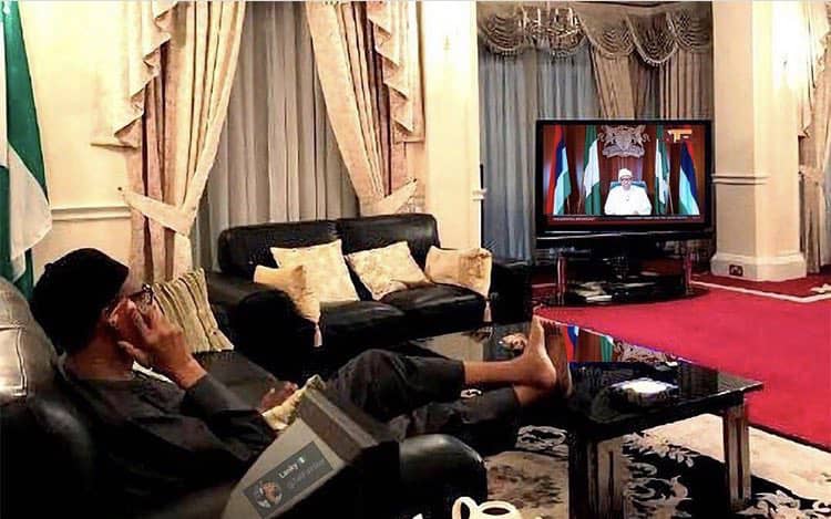 SmartView12's tweet image. Is this your president