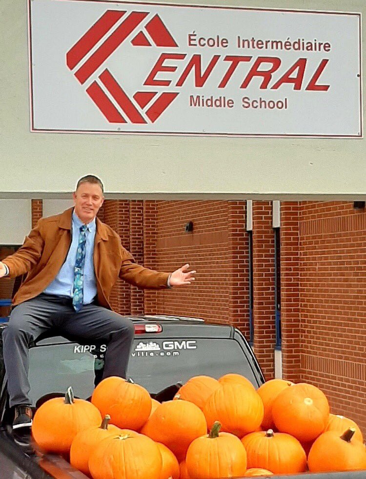 Ecole Central Middle School tweet media