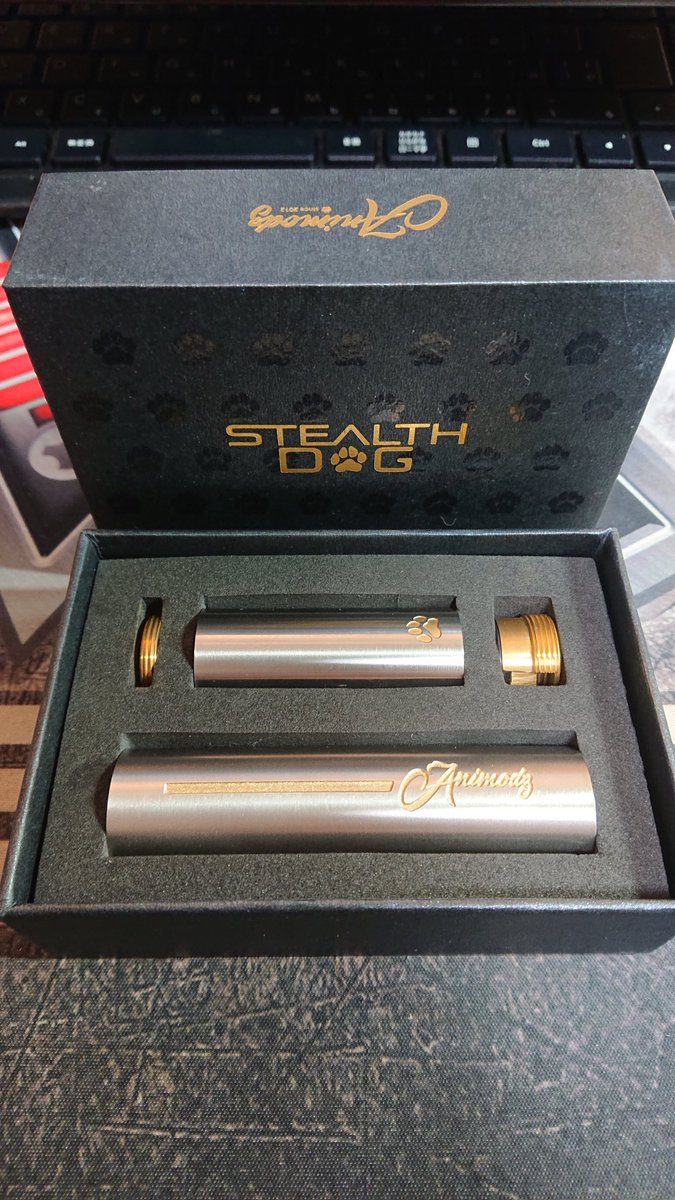 shishimarron's tweet photo. 届きました！
AnimodzのSTealth DOg 2.0🐶
朝からテンション爆上げです⤴️
18350の肉球🐾マークがたまらん😋
#animodz
#stealthdog
#bastard
#beyondvape
#beyondvapejapan https://t.co/nx3TtYVQ1X