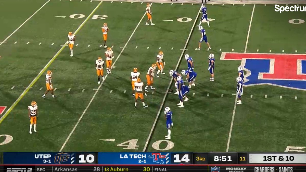 LA Tech-UTEP is an absolute banger. I wish the Miners had nameplates, but the Bulldogs are doing wonders with this white-on-blue setup. Front name plate kerning is a little wild for me, but whatever. I love this matchupdope looking field, too