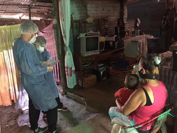 mippci_ven's tweet photo. #11Oct|🇻🇪📢 ¡ LA ETIQUETA DEL DÍA! ⏩ #EnCombateContraElCovid19 

En Venezuela decidimos cuidarnos, acatando las medidas de prevención, garantizando la atención gratuita en diagnósticos y tratamientos. Nos mantenemos en combate contra el virus y venceremos. https://t.co/FpPHv6kS5e