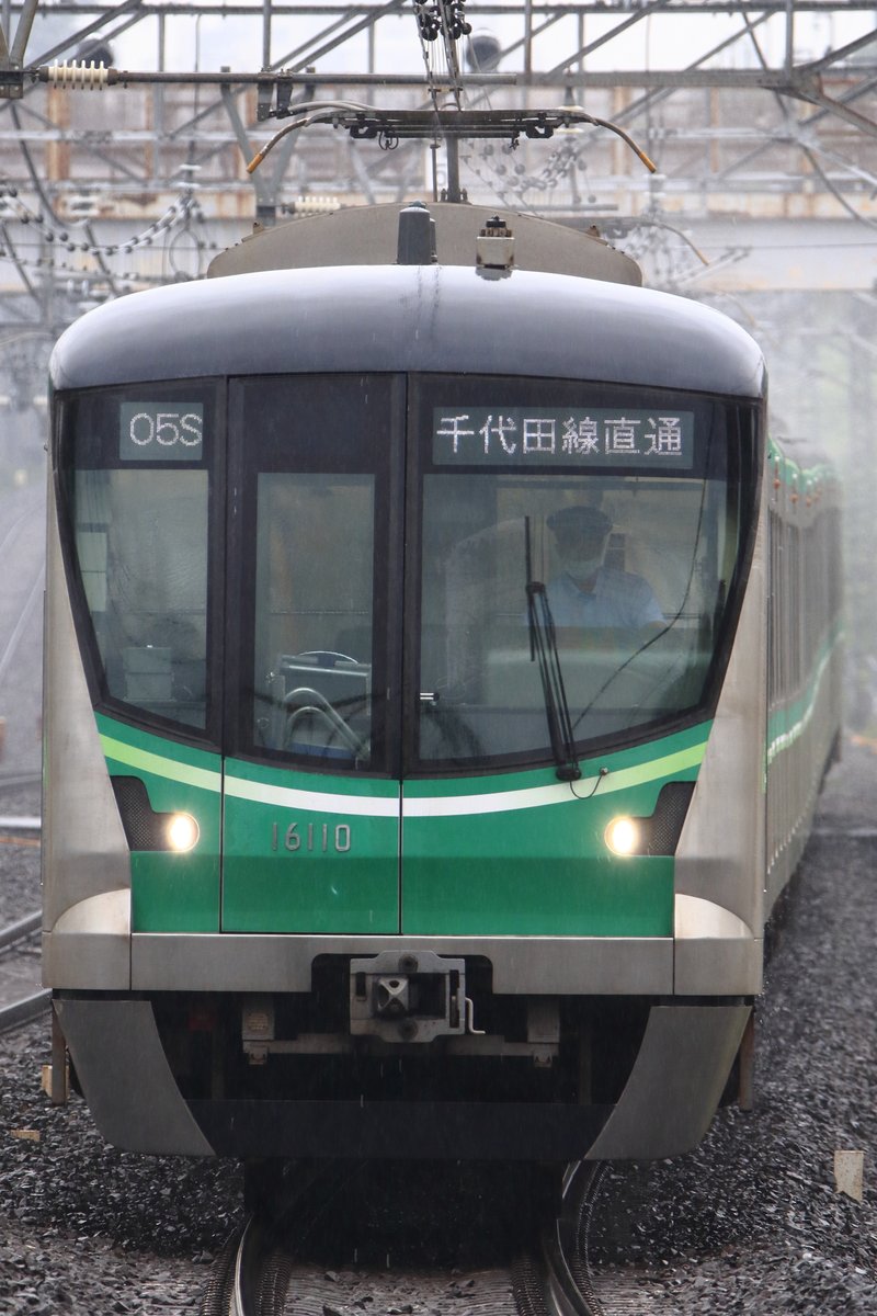 麻陳豆腐 10 09 常磐線 北小金にて 1364e 各駅停車向ヶ丘遊園行 4000形4053編成 1304s 各駅停車代々木上原行 系50編成 北小金は緩行上りの面縦もできるので結構好きな撮影地だったり T Co 5fui9bqrkj Twitter