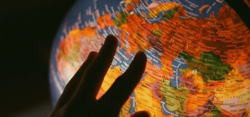 GoSummitPartner's tweet image. Worldwide software dominance awaits ... This list of #localizationtesting requirements will help when launching your product globally. Recruit #testers worldwide, and get #testing, writes Ronald Cummings-John on @TechBeaconCom oal.lu/Lq8cX