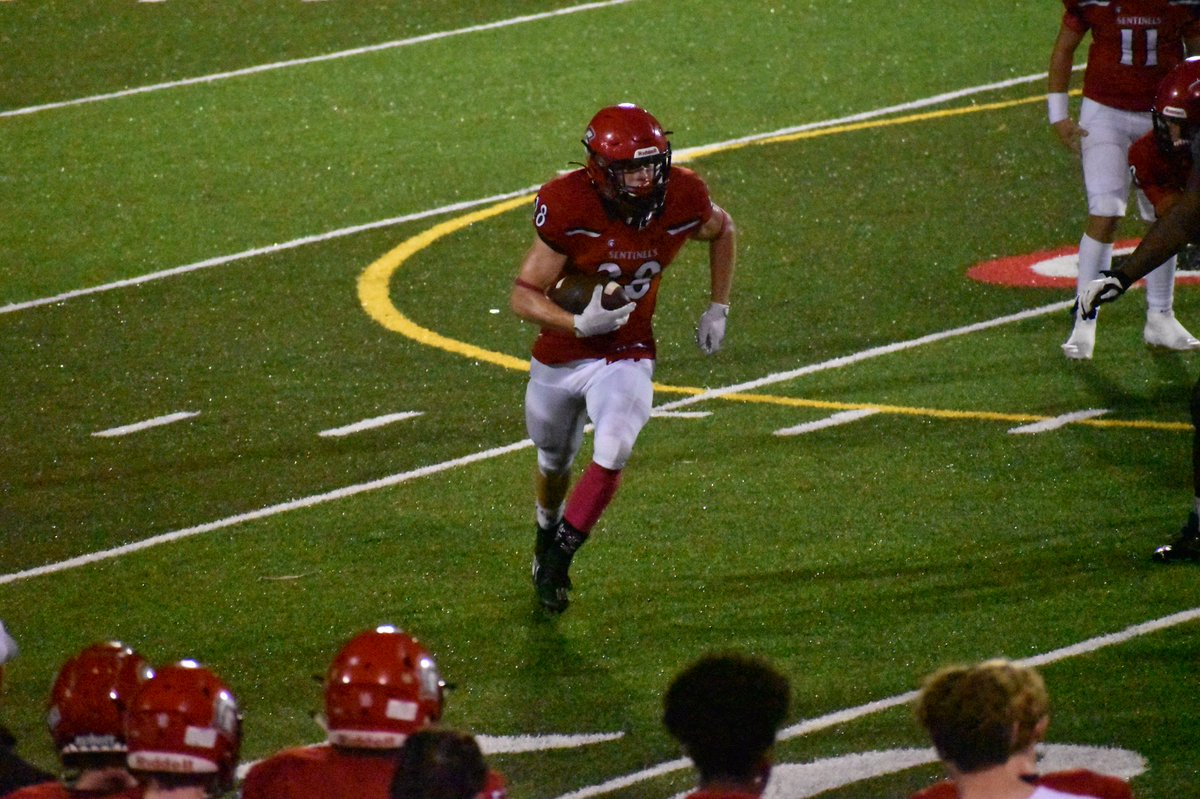 jabee239's tweet photo. I don’t believe in ‘moral’ victories however, I will get hyped about progress and hard work! These young Sentinels hung tough and grew up a little bit tonight. #brotherhood #sentinelstrong #sentinelfootball
@ecssentinels @ECSsports @BSNSPORTS_SWFL https://t.co/6eHQ1Q4ZUc