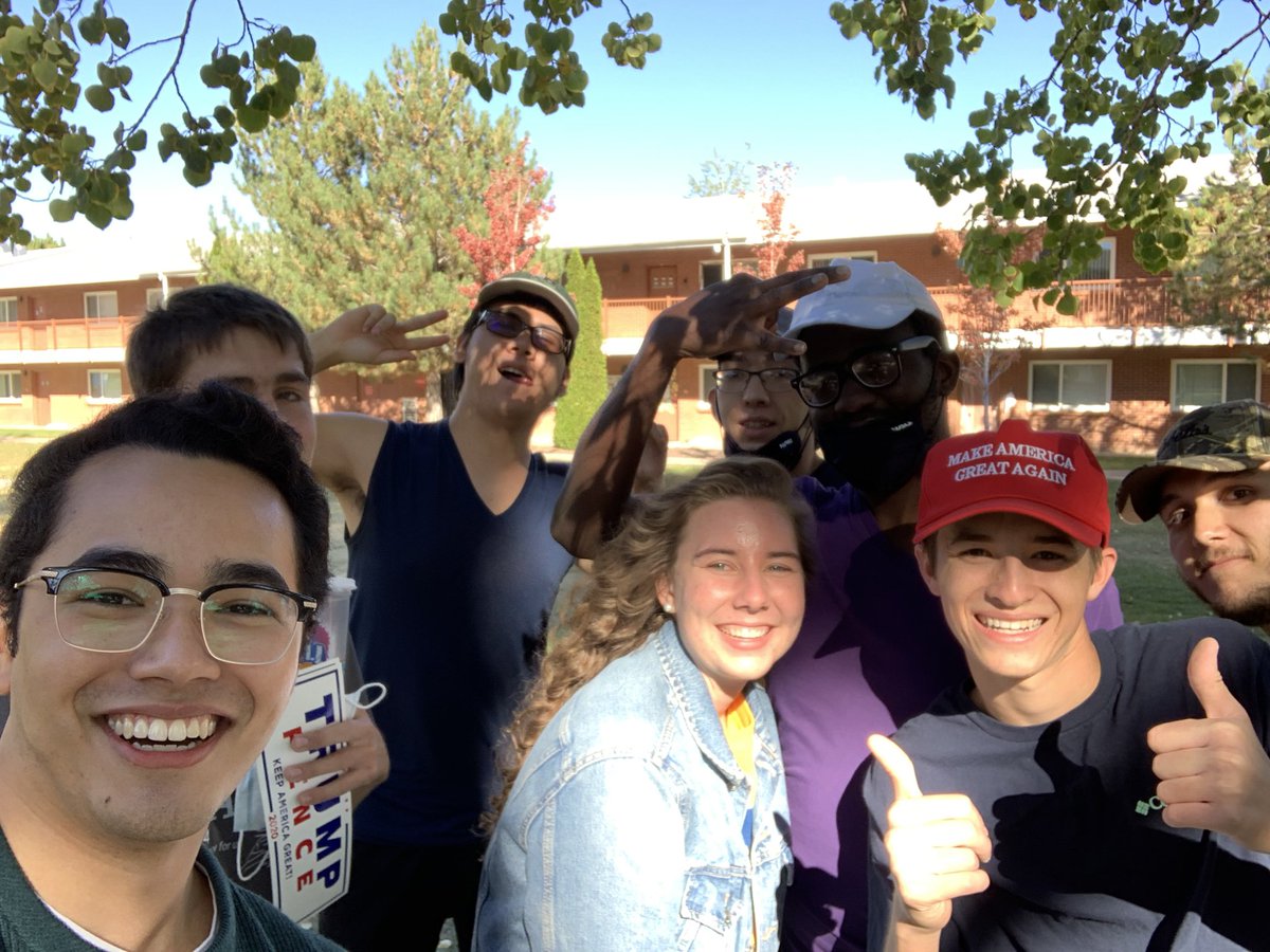 mcmartinezaz's tweet photo. #LumberJacks for Trump!!🌲🪓
#LeadRight #MakeCampusGreatAgain https://t.co/Us9qbnUge0