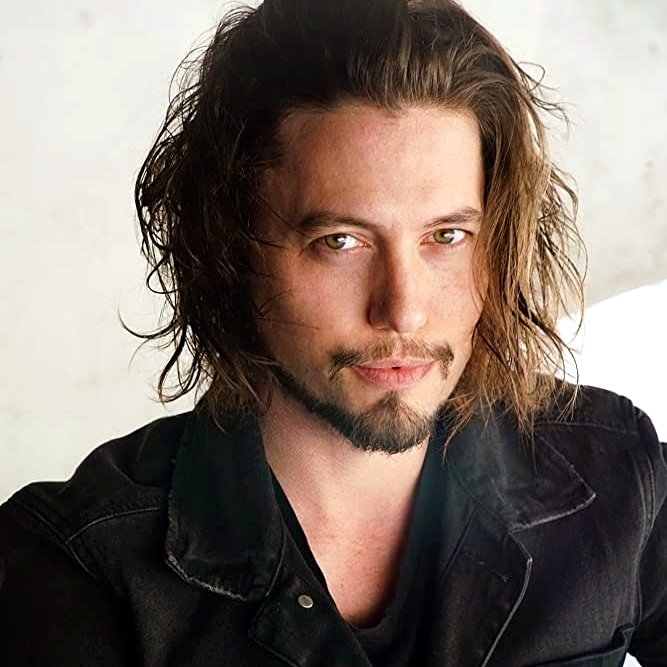 JACKSON RATHBONE will be hitting the cover of COOL MAGAZINE next week! We are super excited to bring this exclusive interview to you all! 
#jacksonrathbone #actor #musician #interview #new #twilight #jasperhale #new #cool #coolmagazineonline #wallofmexico <a href="/jacksonrathbone/">Jackson Rathbone</a>