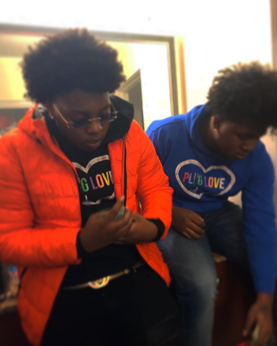 PlugLoveCeo's tweet photo. Ion See No Competition Thru Dese Cartier’s🤨 https://t.co/7GoODlZPOG
