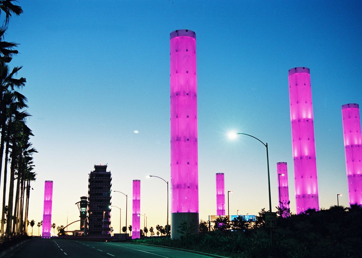 flyLAXairport's tweet photo. The LAX pylons will glow purple tonight in support of #WorldMentalHealthDay https://t.co/sp8YZ6mCio