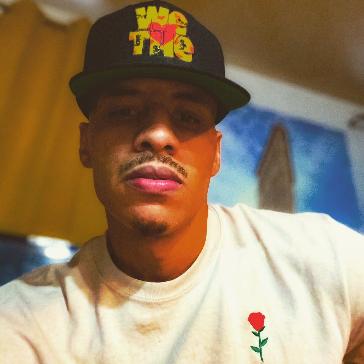 Bleaze__'s tweet photo. B. R O S E 
Even roses are envied by filthy garden weeds.. do you(.)
SnapBack by @wetheheart 
T Shirt: @riotsociety 
NEW VIDEO UP On IG ➡️ @Bleaze__  

.⁣
.⁣
.⁣
.⁣
.⁣
#bleaze #style  #picoftheday #lifestyle #art #likeforlike #me #photography #followforfollow https://t.co/mpevjNOKew