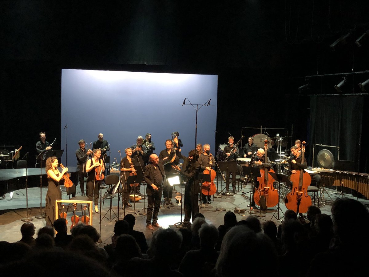 Cirmeau's tweet photo. Ce soir @Lascalaparis, concert-hommage Paul #Mefano par @Ensemble2e2m. Outre Involutive pour clarinette, Ballata n* 3 pour piano et ensemble de #Francesco_Filidei et le beau et sensible Concerto pour violon n* 2 « Scordatura » de @bernardcavanna pour Noëmi Schindler https://t.co/4EPN3Wp2cb