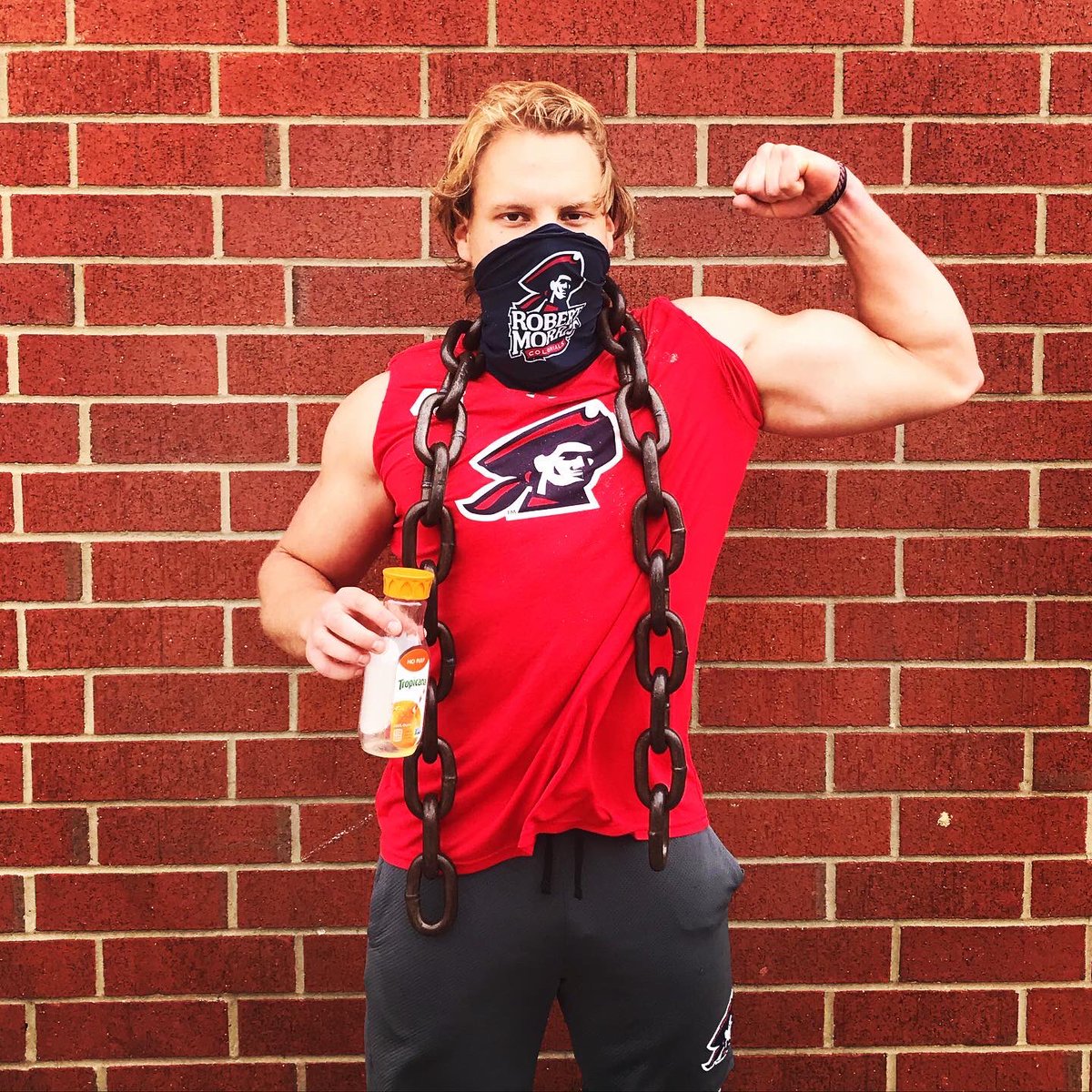 RMU_Strength's tweet photo. Did someone say it’s time for the JUICEMAN again❓What a week from @JoshDahl28 @m_washington2 @ISchannauer @nickbisceglia17 ‼️💪🔵🔴🏈 #RMUMaskUp #RMUFB #RMUnite #TeamoverMe #strengthandconditioning https://t.co/dD22LfR69T