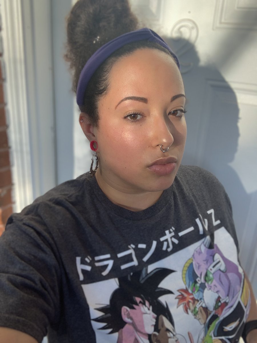 arthoeauntie's tweet image. life is good 😌 #prettypothead 🙃#30plusTwitter