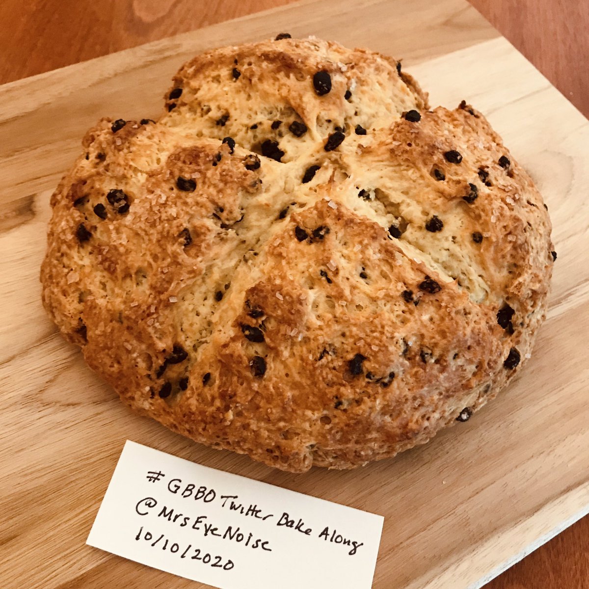 Round 1 of this week’s #GBBOTwitterBakeAlong is currant and orange soda bread @Rob_C_Allen @thebakingnanna1 #GBBO #breadweek
