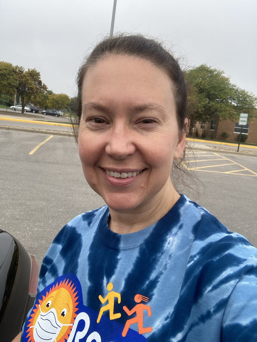 TraciMattis's tweet photo. @lsedfoundation Started my morning with #RacetotheFuture! Thanks to my friend, Beth Mann for walking with me! #PVELive https://t.co/h0CjChdLb6