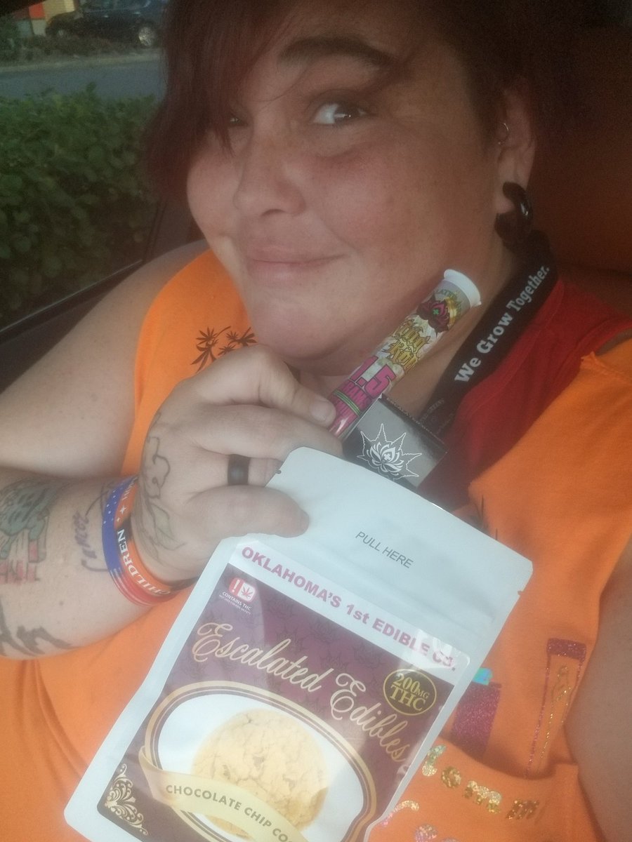#escalatedgreens
#swagandacookieandapreroll
#YalltheBOMB  Just picked up my free swag and cookie and pre roll from Escalated greens . Thank y'all soooo much 😍😍😍