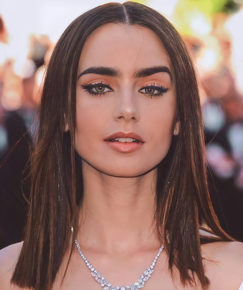 Lily Collins a través de los años.