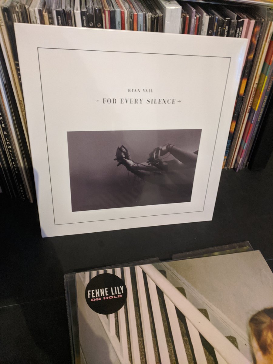 TeamWine's tweet photo. Some albums to celebrate
#NationalAlbumDay
These are all formidable stars. @ryan_vail @DermotKennedy @michaelkiwanuka
What records are you loving?
#ryanvail #dermotkennedy #michaelkiwanuka
#NationalAlbumDay #vinyl https://t.co/23NMkLY00k