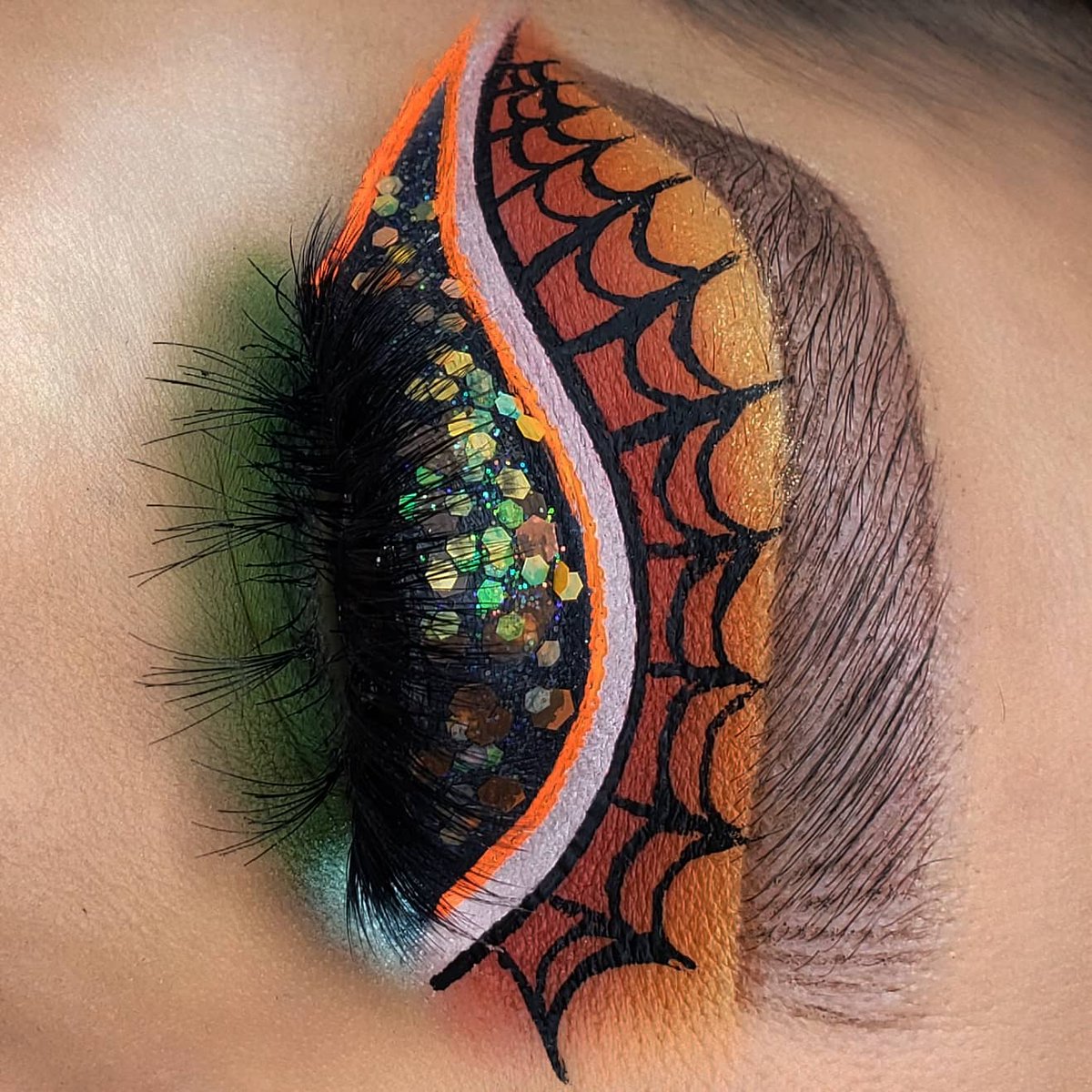 Jazzthemua's tweet photo. Some of my Halloween Looks so Far... FOLLOW me on IG for more https://t.co/OepX9YaRv2