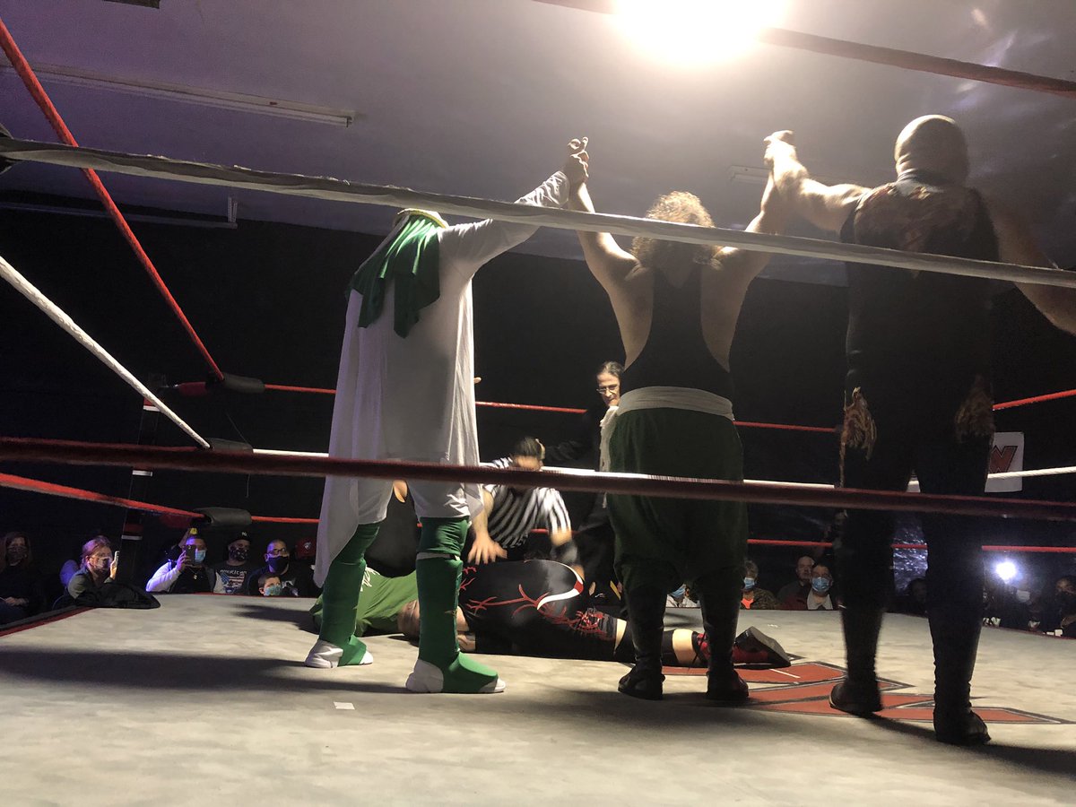Official_PAPW's tweet photo. The unthinkable has happened here at #UnderPressure - @Maksimreddawn and @Zafar_Al_Rajhi have made amends, Morosov turning his back on @BullDredd - giving the #PyramidsofPower (@AllahDinghDingh @Allahdeen8495) the win... #ProWrestling #ProfessionalWrestling #PAPW #NXT #WWE #MLW https://t.co/p9aWJVyYE0