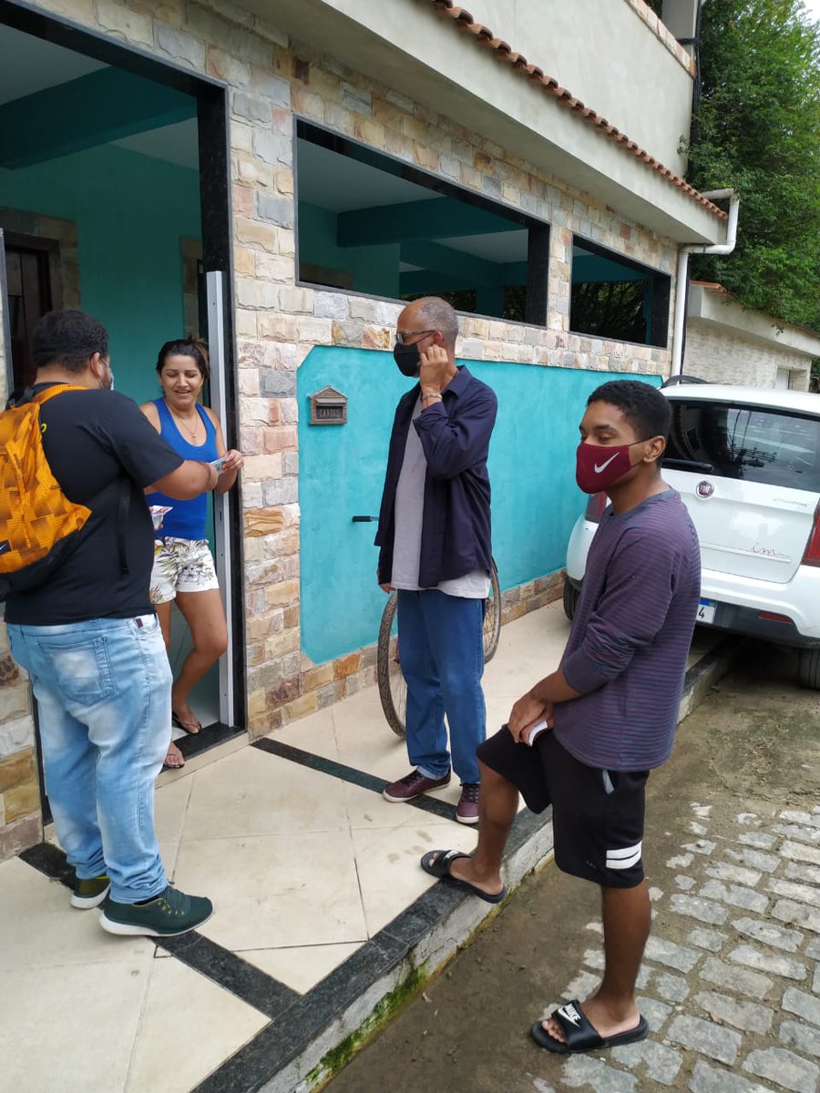 paulohdantas13's tweet photo. 🚨HOJE FOI RUA 🚨

🌄Estivemos hoje com nossa campanha na região serrana de Macaé, em Trapiche, onde conversamos com as moradoras e moradores sobre nossas propostas.

👊🏾Fomos muito bem recebidos, e com uma equipe bem engajada, fizemos novos contatos. https://t.co/F8QQP2iFck