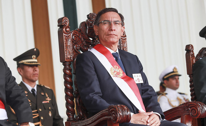 DePerublog's tweet photo. Martín Vizcarra será investigado por la fiscalía
https://t.co/nfBZyH0IsD https://t.co/1JKGFt5uj3