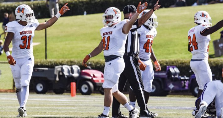 JCJetsFootball's tweet image. #NextLevelJet Zach Hopkins with 11 tackles, 3 solo, 2 Tackles for Loss for Mercer today.