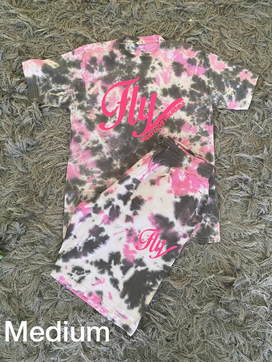 SavageBermuda's tweet photo. Last bit for shorts available Dm or what’s app 7770038 https://t.co/ZFtei8WaBY