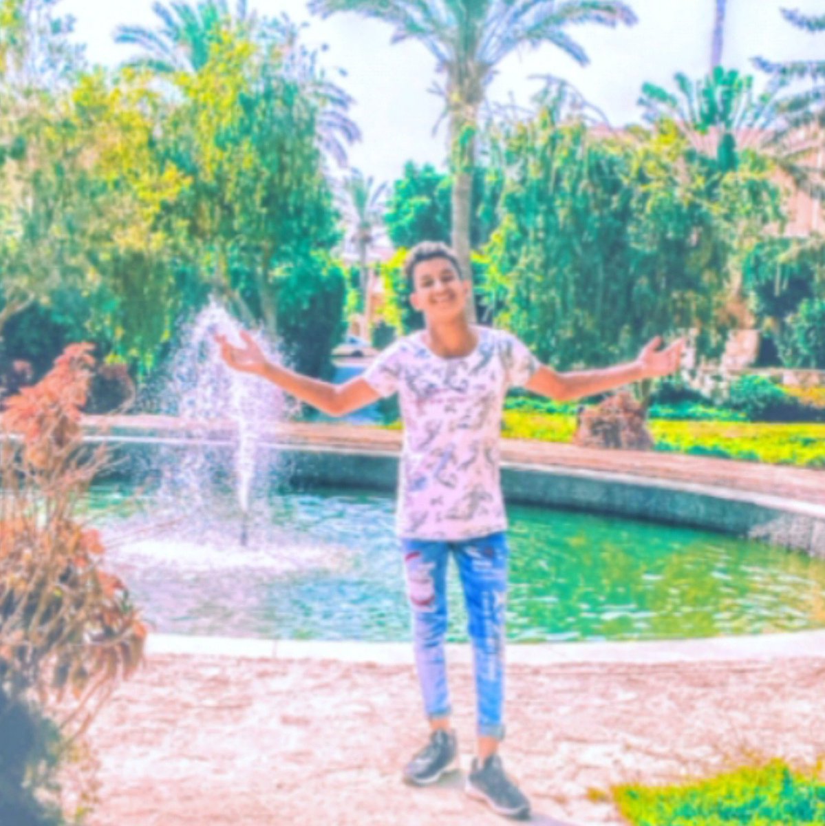 ما اجمل اسماء وهي صافيه❤️