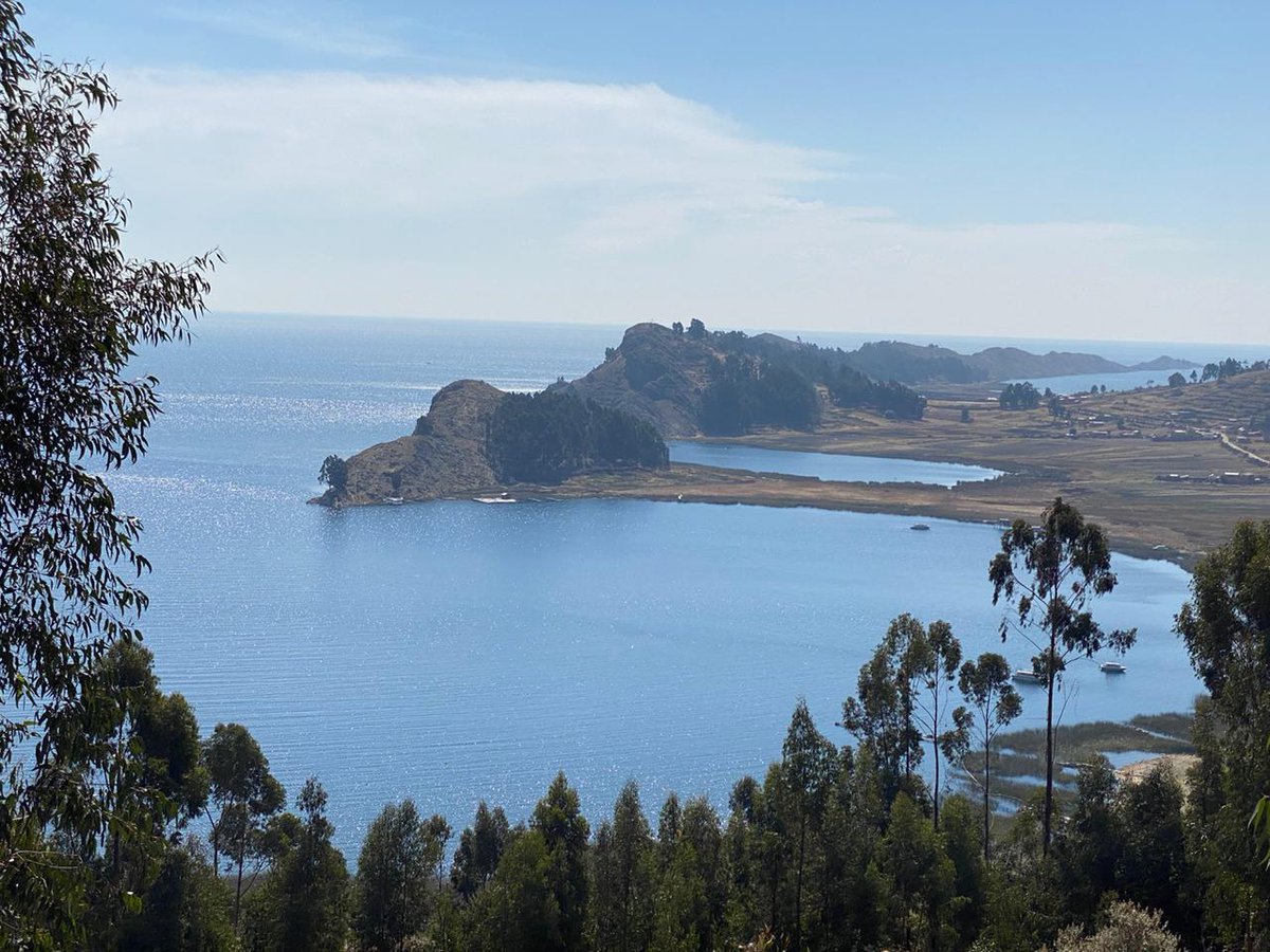 TitanAndes's tweet photo. Fue un día mágico en el mirador de Sampaya, quedé atrapado por la Isla de la Luna.
Les dejo una par de imágenes, para que puedan disfrutarlas.
#Sampaya #Andinista
#IslaLuna #ZTEvSmart https://t.co/Ior7BvH82c