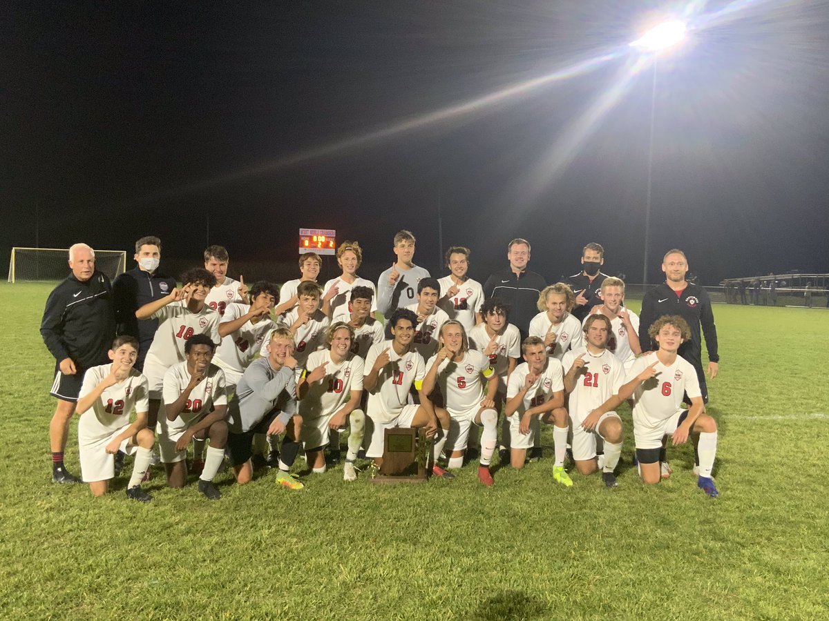 NorthWoodBSOC's tweet photo. 2020 Sectional Champs🏆⚽️Feels good! https://t.co/1W3gMbXpOj