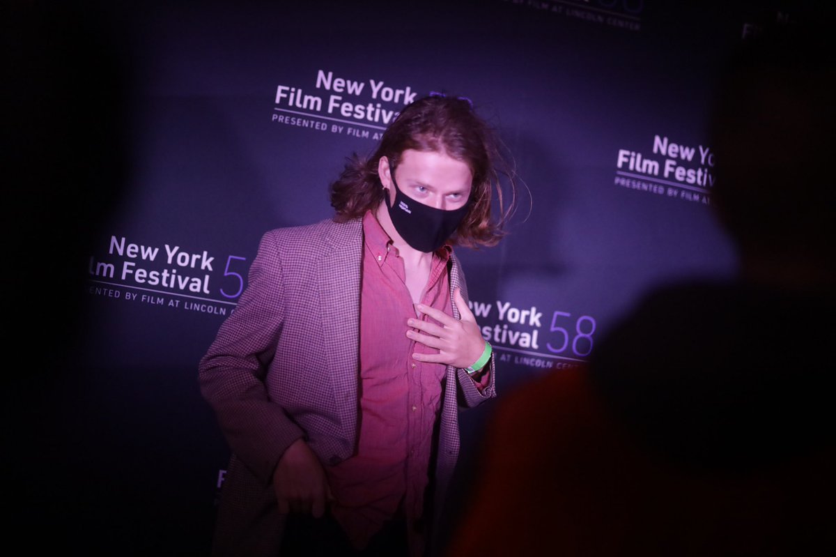 TheNYFF's tweet photo. Lucas Hedges makes a New York entrance at @TheNYFF World Premiere of FRENCH EXIT. 🇫🇷
📸: @thatarin at the #BrooklynDriveIn. https://t.co/MbSi2KRLXW