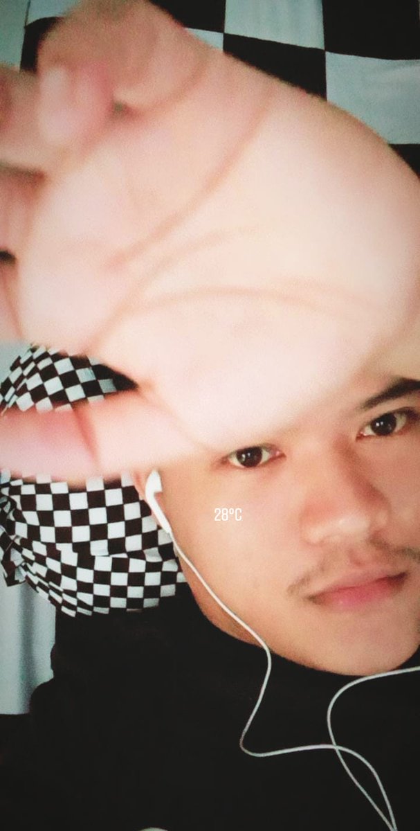 goldariee's tweet photo. morning 💦 https://t.co/x4P81eZzEX