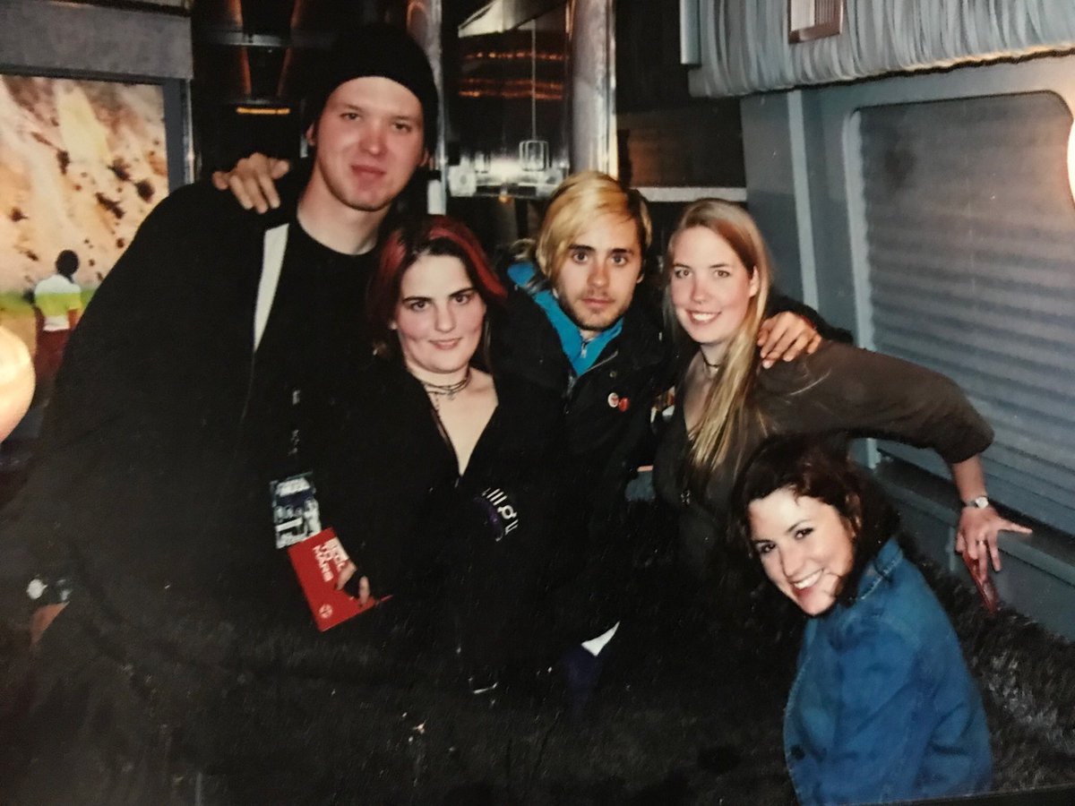 Twenty years ago today I stumbled across a song on Napster and signed up for something called the MarsArmy. There were only eight people on the message board then. Lots of great adventures from that late night AOL dialup session. <a href="/JaredLeto/">JARED LETO</a> <a href="/30SECONDSTOMARS/">THIRTY SECONDS TO MARS</a>  #echelon #roadtrips
