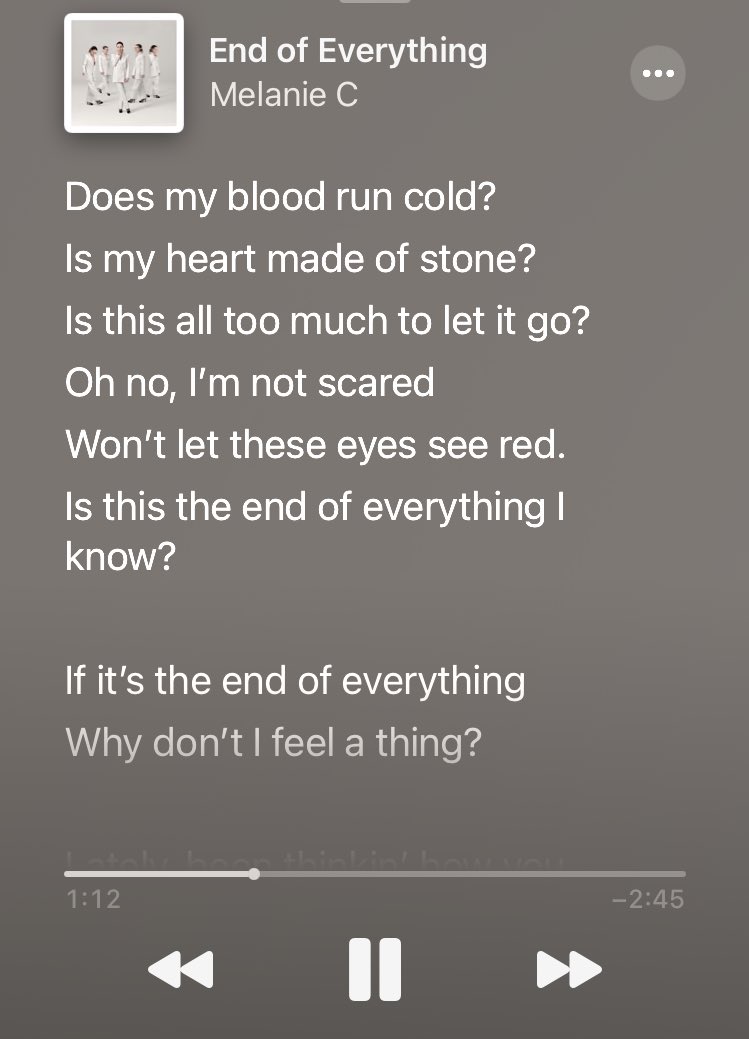 El broche de oro es #EndOfEverything una canción sanadora de @MelanieCmusic acerca de la pérdida emocional y a la vez cerrar ciclos y seguir adelante... un tema muy personal y de los favoritos de Melanie #MelanieCMexicoStream https://t.co/kFsiFbGNBn