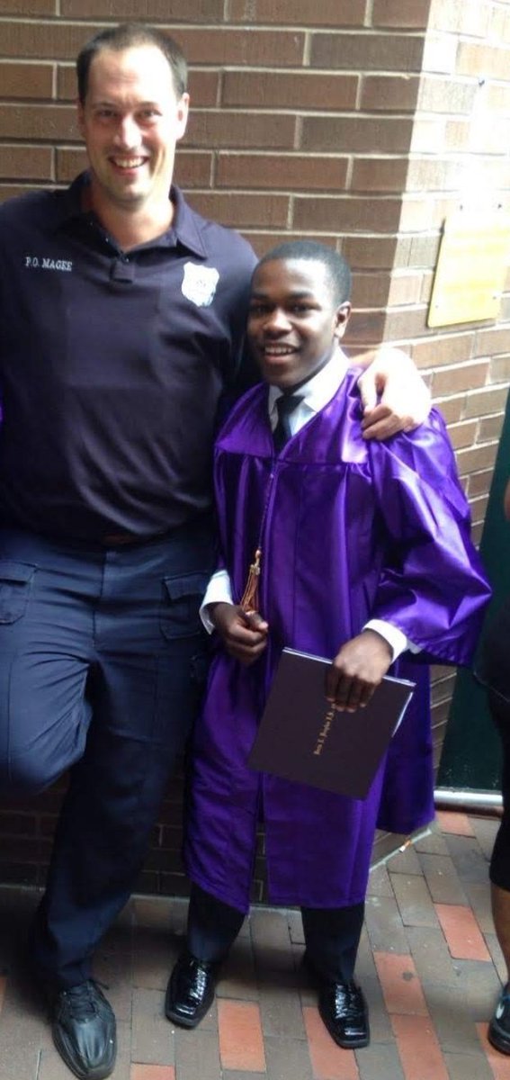 120Explorers's tweet image. Congratulations shawn and good luck in Navy boot camp. Had to go old school photo to show how far and how much you achieved