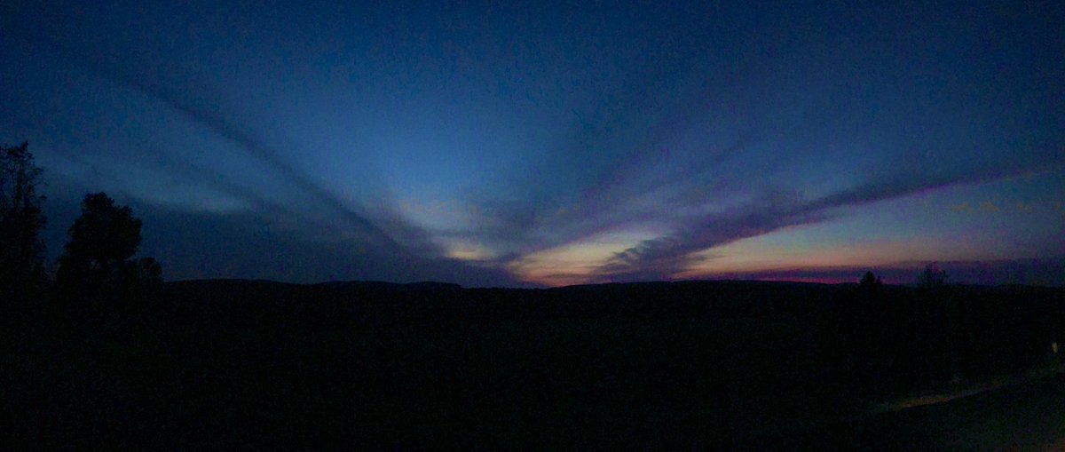 LynnSferrazza's tweet photo. Beautiful sunset! #DurhamCt https://t.co/q9fhNnidSn