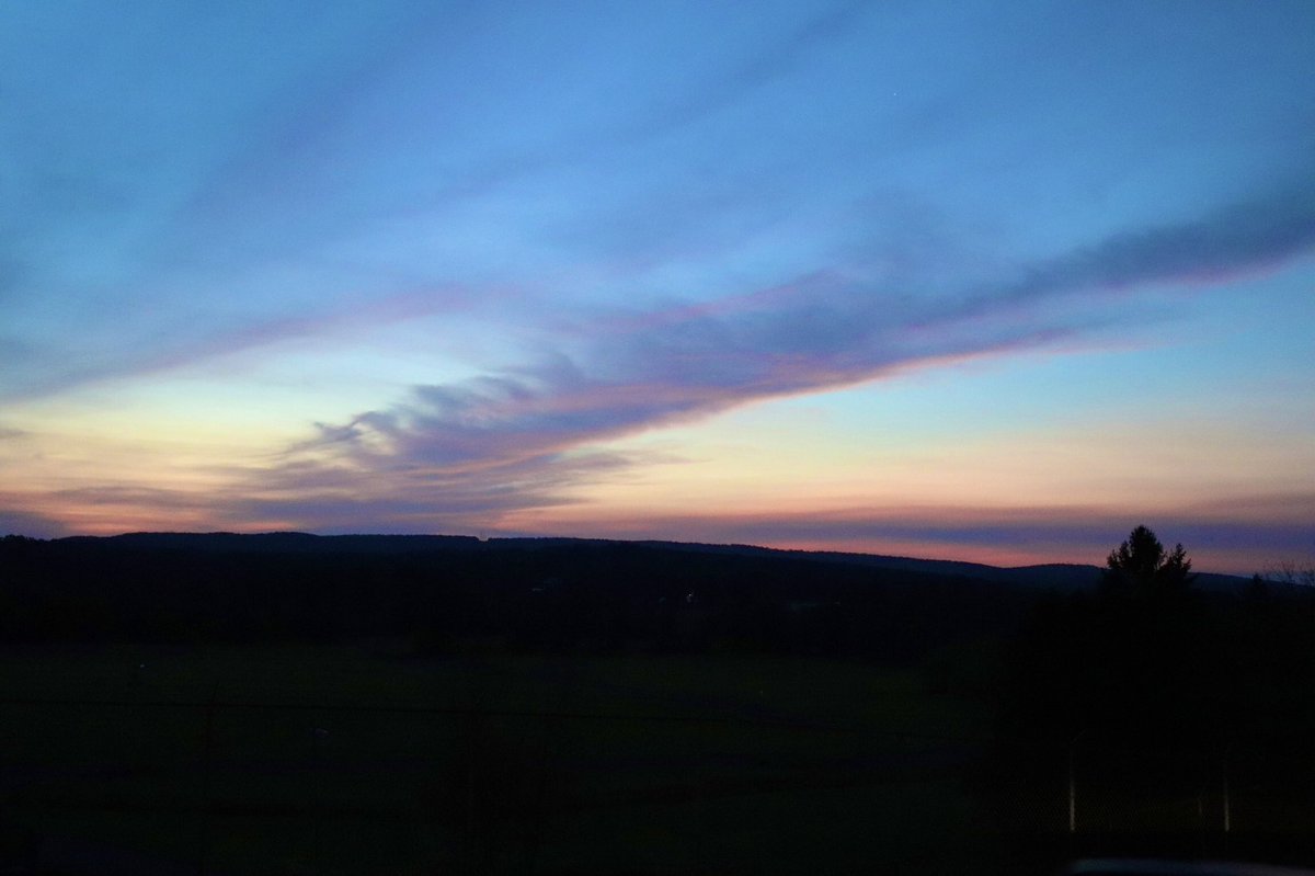 LynnSferrazza's tweet photo. Beautiful sunset! #DurhamCt https://t.co/q9fhNnidSn