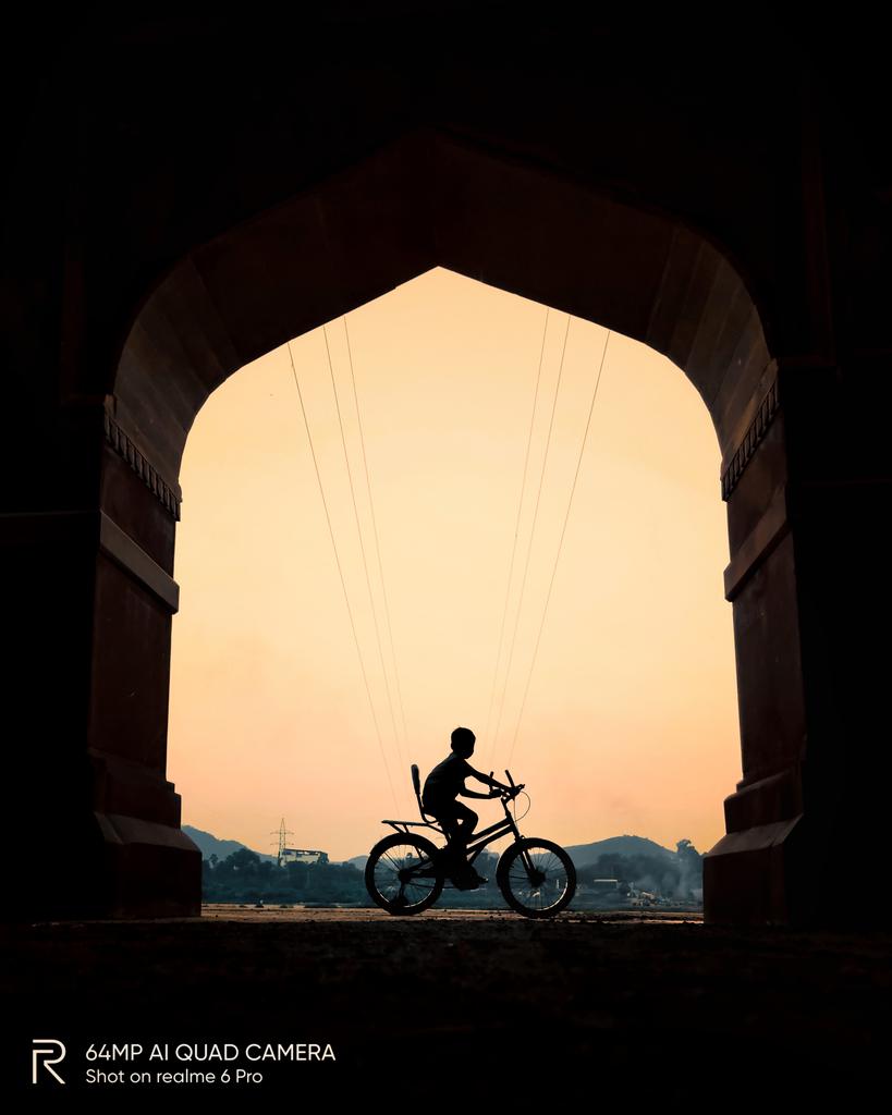 pixelsbyrishav's tweet image. Recall your childhood cycling days. :&apos;) 

#shotonrealme #realme6pro @realmemobiles @MadhavSheth1 @NeonVikash @heysiddi @FrancisRealme @nidhi_bhatia