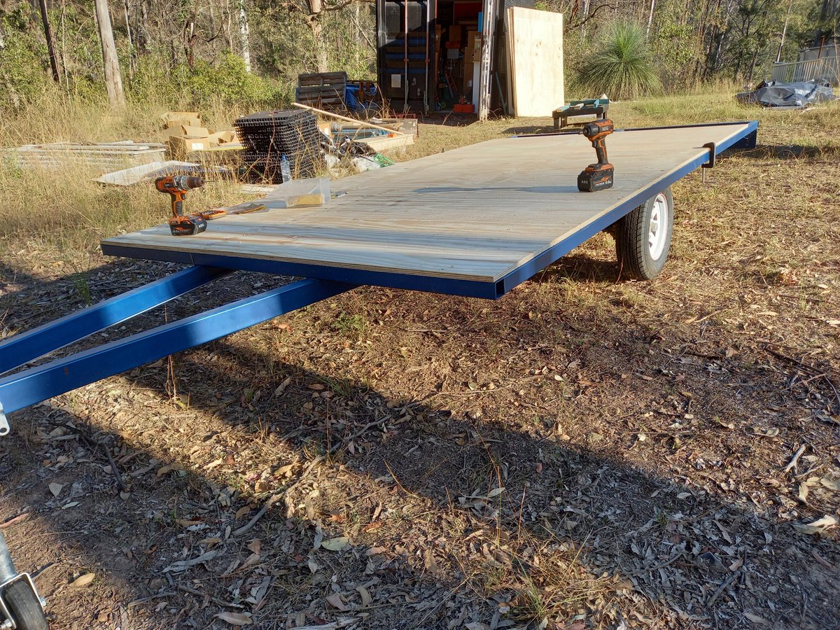 Containerdreams's tweet image. Tiny houses are one solution- help us provide one solution 
#buildingtinyhomes #housingendshomelessness #housingfirst #tinyhouses